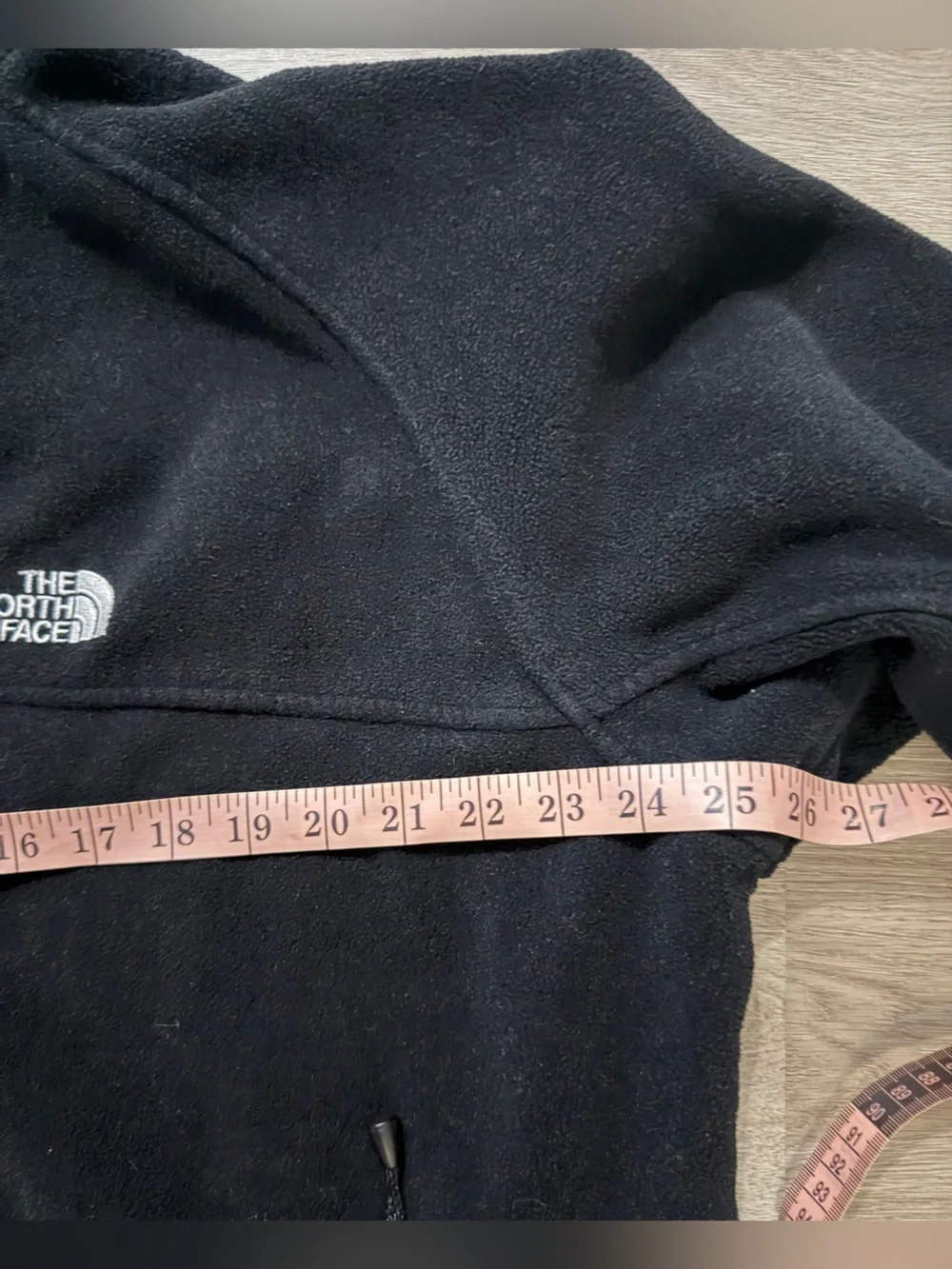 The North Face Men’s Black Full-Zip Fleece Jacket
